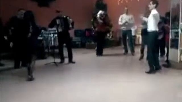 Хонга кафт медленный танец Моздок 01 01 2012 смотреть онлайн