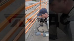 Монтаж композитного перильного ограждения ТДС на объекте