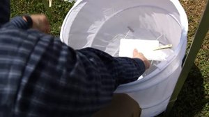 Краска на основе стекла.