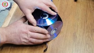 Как сделать лампу из DVD дисков своими руками / How to make a cool lamp from DVDs