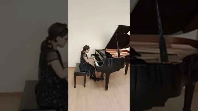 С.С.Прокофьев. Мимолетности 10 и 11. Капарова Ясмин.10 лет. смотреть онлайн