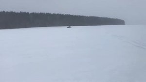 Снегоход рысь 440 по полю
