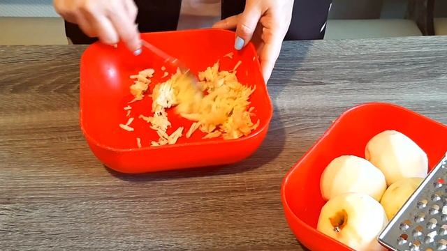 Тертый Яблочный Пирог с Безе! Очень Вкусный!