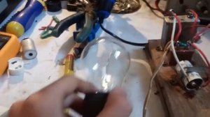 Простая мигалка для лампочки накаливания