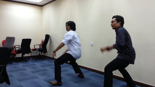 Cute War cry смотреть онлайн