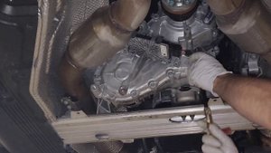 MERCEDES GLS 450 580 350 400d X167 4MATIC TRANSFER CASE OIL FLUID HOW TO SERVICE CHANGE REPLACEMENT