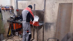 Установка тисков Wilton Utility 675U 140 мм