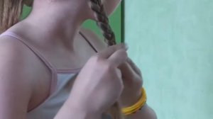 Косички. Заплетаем быстро и красиво косички в школу. Прически косичками.
