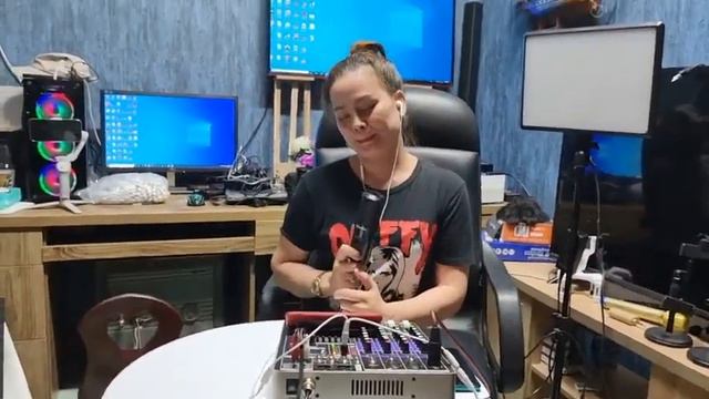 Mixer Yamaha M4-plus 2021 khi hát Livetream và thu âm , khách Dĩ An Bình Dương lh: 0972968156 zal смотреть онлайн