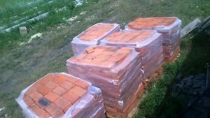 строительство промежуточных стен  и вент канала из керамзитобетонных блоков и кирпича