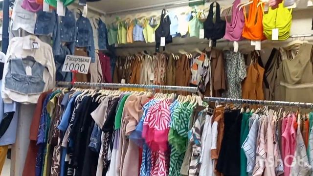 21 линия рынка "Садовод" г. Москва. Гуляем, смотрим модели и приценяемся... смотреть онлайн