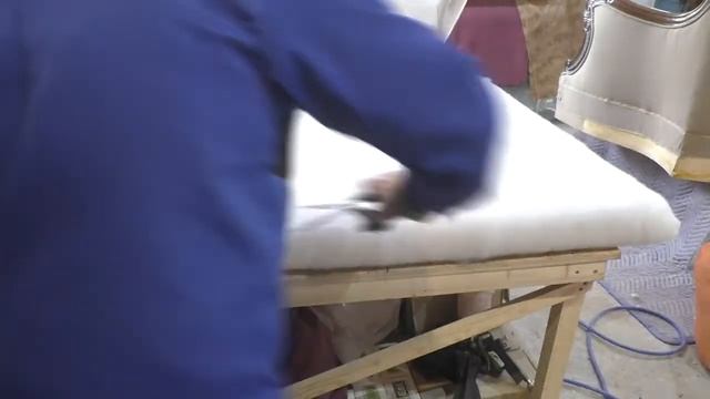 Перетяжка дивана | Overstretching the sofa