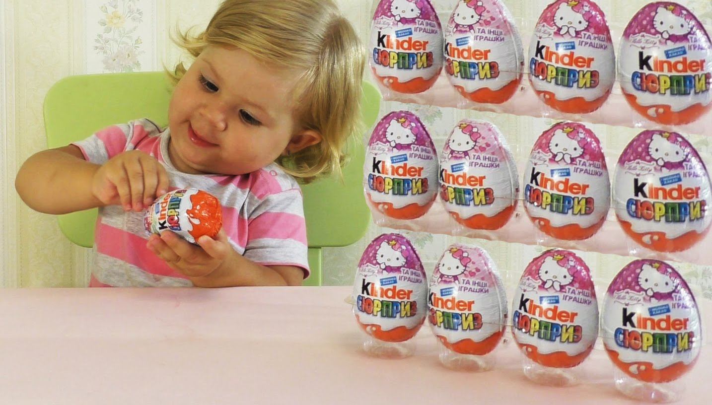 Распаковка киндера. Киндер сюрприз Лунтик. Распаковка яиц Смешарики kinder Surprise. Киндеры Лунтик. Киндер сюрприз Мейн.