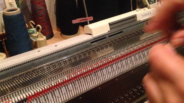 Шапка тыковка на вязальной машине. Часть 1