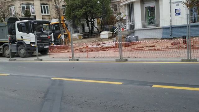 Почему так много спец.техники в центре Севастополя? смотреть онлайн