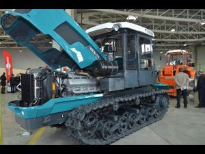 Гусеничный трактор ХТЗ-181. Выставка АГРОПОРТ-2014