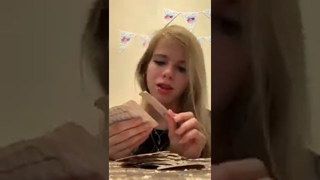 Гадание  простой расклад на ситуацию  быстрое решение  на игральных картах обзор значение карт