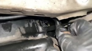 2001 - 2007 Ford Escape Radiator / Cooling Fan Replacement ( without removing front bumper )