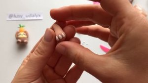 Лепим из воздушного пластилина. Лепка для малышей. Фигурки из пластилина. Ленивец.