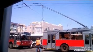 Женщина за рулём тралейбуса в г.Краснодар.