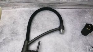 Видео-обзор L4399U-2 Смесителя для кухни с силиконовым изливом Цвет:чёрный+графит