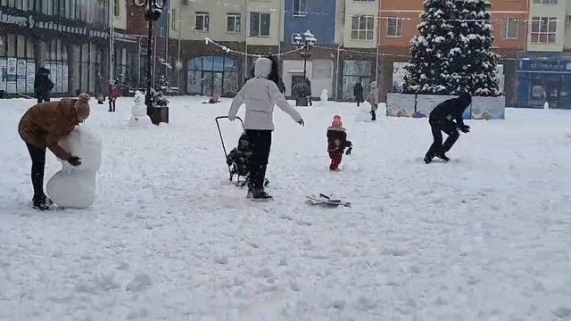 Краснодар, в 3й раз за зиму выпал снег! ЖК "немецкая деревня"