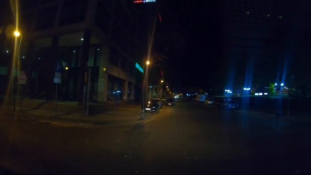 Работа на бусе. Вечерний Лейпциг. На лево - тупик. На право - ремонт. Прямо - под знак. смотреть онлайн