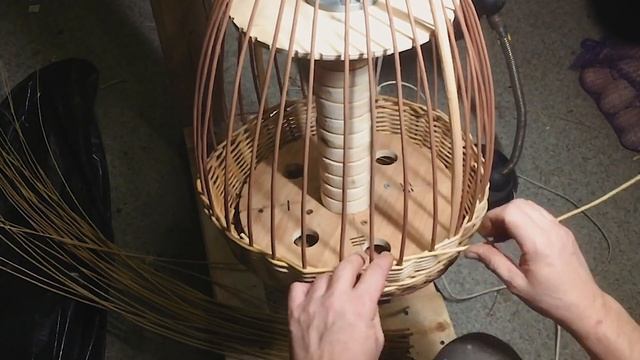 Лозоплетение на самодельном станке смотреть онлайн