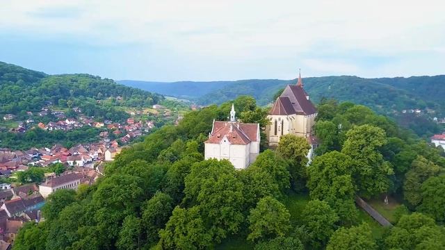 Румыния, Сигишоара - город, где родился Граф Дракула - полеты в 4K. Трансильвания - Your Traveler смотреть онлайн