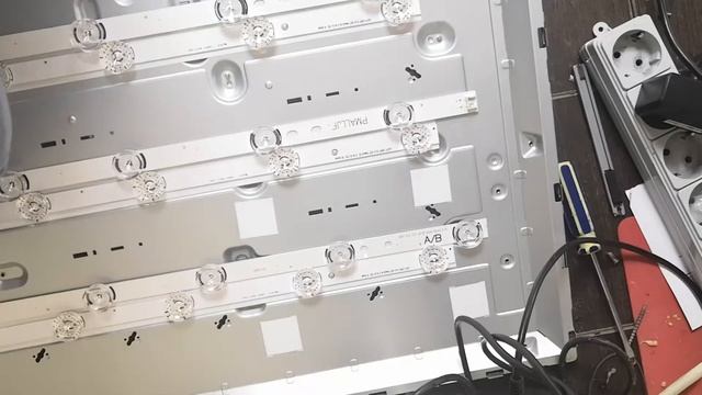 Тусклая подсветка LG 32LB561V. Замена подсветки с Аллиекспресс. смотреть онлайн