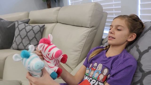 Bro Doctor ViSit To Help SiSter With Belly Ache! Sibling PretEnd Play! смотреть онлайн