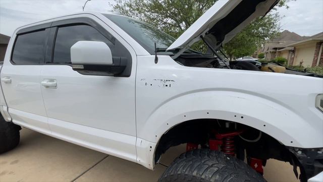 KAWASAKI NINJI ZX6R VS HELLCAT REDEYE WHO REALLY WON??? смотреть онлайн