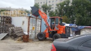 Фронтальный погрузчик Molot 180 высота разгрузки