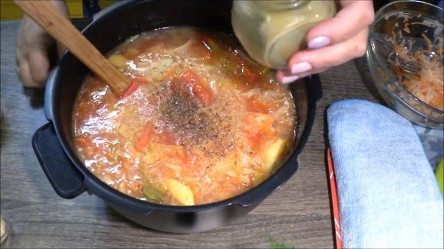 Щи с квашеной капустой в мультиварке 12+ смотреть онлайн