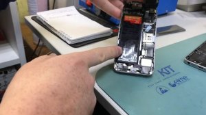 iPhone 5s не заряжается и не включаеться после замены батареи-решение.