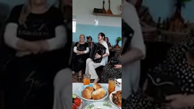 Песня Слёзы любви