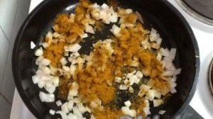 Говядина с баклажанами под соусом карри