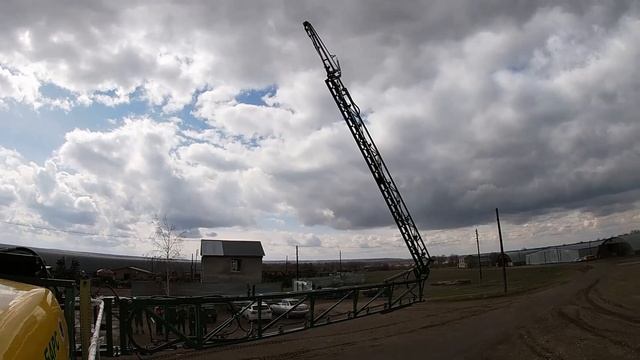 Опрыскиватель самоходный Барс 4000 литров, 28 метров штанга смотреть онлайн