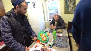 Хочу пожрать - Распоковка и дегустация китайских деликатесов и вкусняшек с бригадой на даче