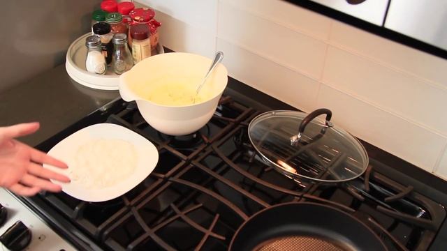 Как приготовить СЫРНИКИ | Простой и вкусный РЕЦЕПТ смотреть онлайн