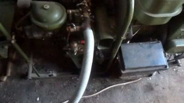Армейская электростанция на древесном угле.