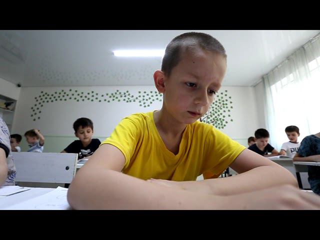ОБЪЯВЛЯЕМ НАБОР В 1 по 9 КЛАССЫ
