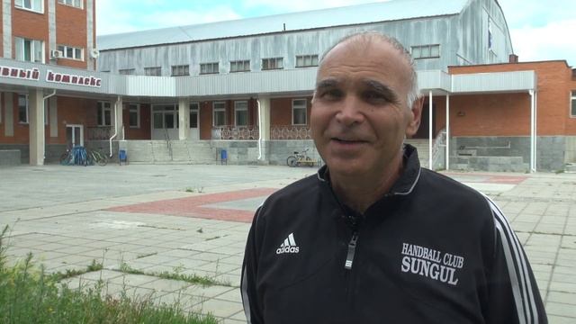 Старший детский возраст в местной академии гандбола. 23-06-20 смотреть онлайн