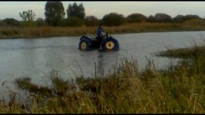 полноприводный трицикл вездеход (плавающий)