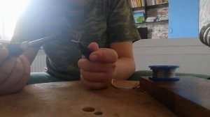 Обучение и как правильно работать с паяльником и припоем.