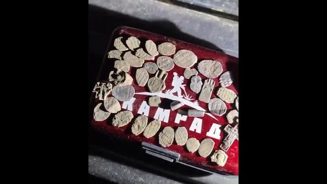 НАШЛИ КЛАД ! ВСКРЫЛИ ТАЙНИК С ЗОЛОТОМ ! + БОНУС смотреть онлайн