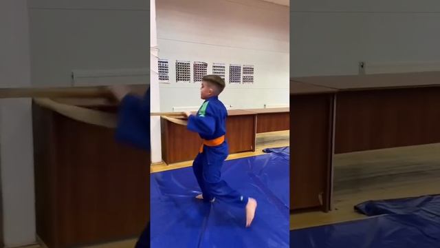 Круговая младшей сборной ?♂️#самбо #самбодети #дзюдо #дзюдодлявсех #спорт #judo #bjj смотреть онлайн