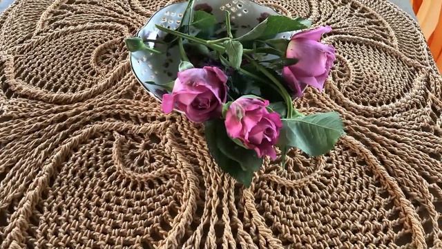 Салфетка "АРОМАТ  КАПУЧИНО". Схема. Работа Надежды Борисовой. Автор ролика Александр Борисов. смотреть онлайн