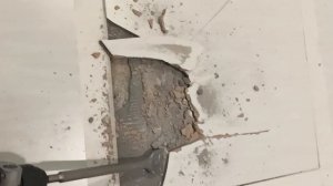 удаление сломанной плитки - керамогранит