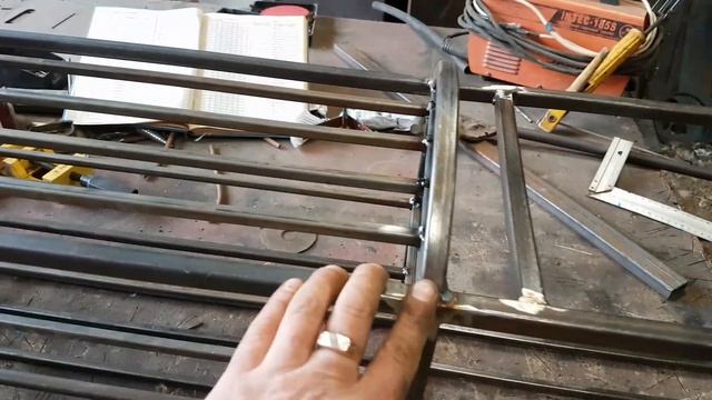 Полка для обуви из профельной трубы своими руками